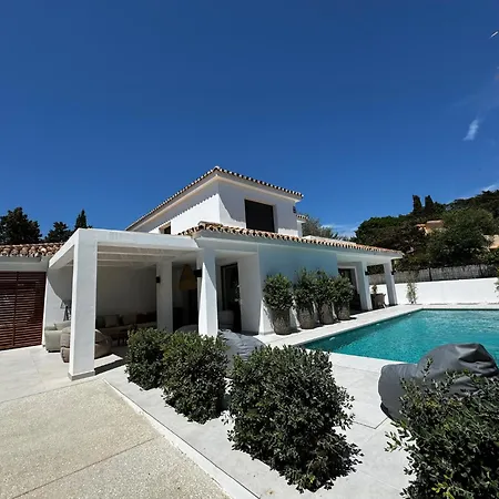 Family Holiday Bliss In Marbella- Brand-New 4 Bedroom Villa With Garden, Private Pool & Jacuzzi, Marbesa 500 M To The Beautiful Cabopino Beach Exterior photo